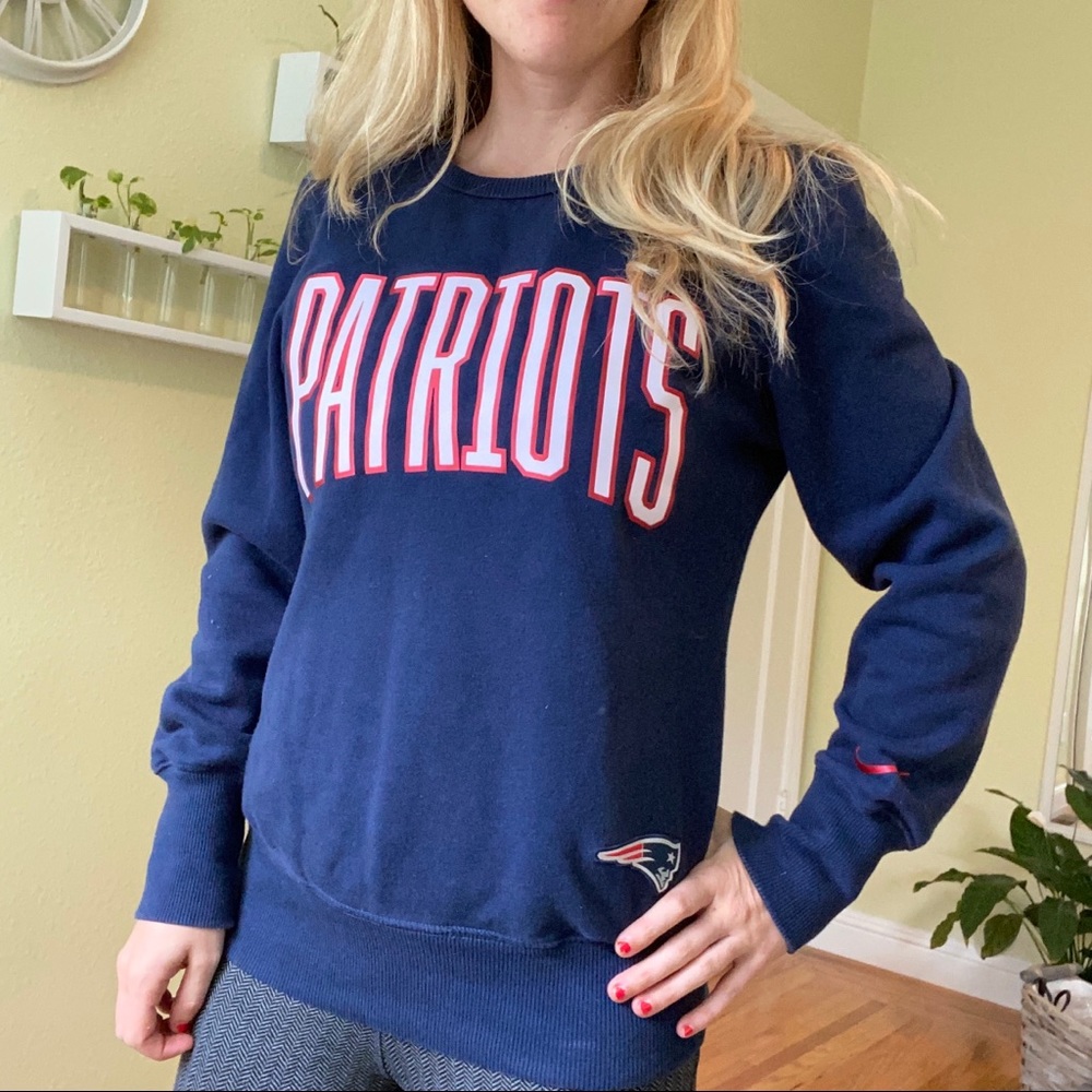 Patriots Nike Team Apparel Sweatshirt